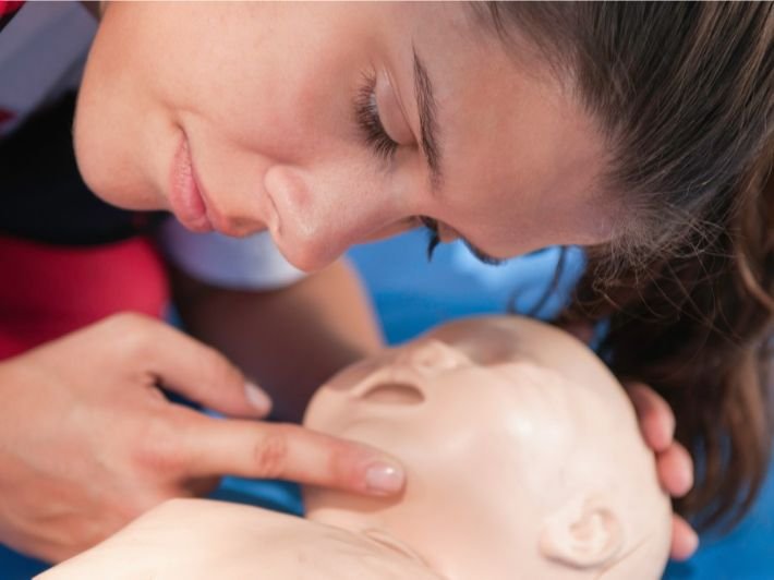 الانعاش القلبي الرئوي للاطفال 4 الانعاش القلبي الرئوي للاطفال