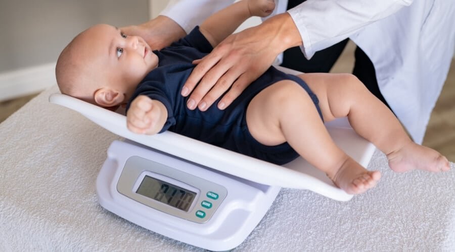 زيادة وزن الرضيع المصاب بمرض القلب الخلقي بالرضاعة 1 زيادة وزن الرضيع